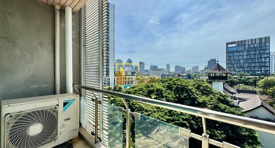 For rent 2 bedrooms condo in Khlong Toei, Bangkok