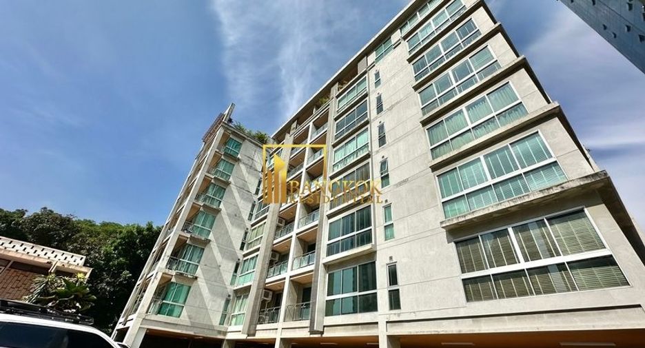 For rent 2 bedrooms condo in Khlong Toei, Bangkok