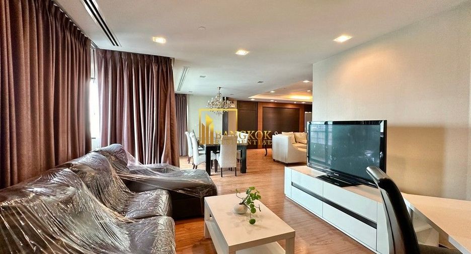 Condo en alquiler de 3 habitaciones en Sathon, Bangkok