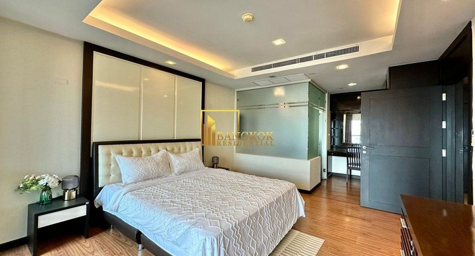 Condo en alquiler de 3 habitaciones en Sathon, Bangkok