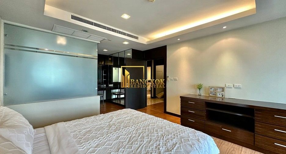 Condo en alquiler de 3 habitaciones en Sathon, Bangkok
