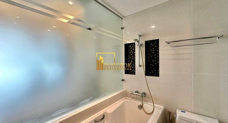 Condo en alquiler de 3 habitaciones en Sathon, Bangkok