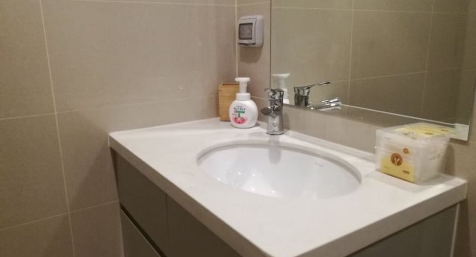 Condo en alquiler y en venta de 1 habitaciones en Si Racha, Chonburi