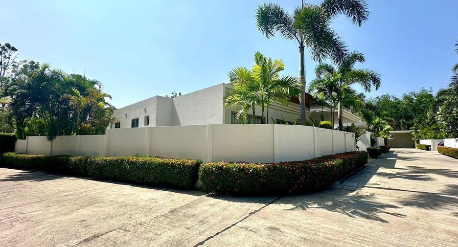For rent 3 bedrooms villa in Thalang, Phuket