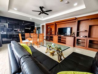For sale 2 bed condo in Pratumnak, Pattaya