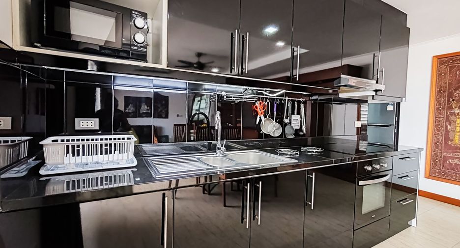 For sale 2 Beds condo in Bang Lamung, Chonburi