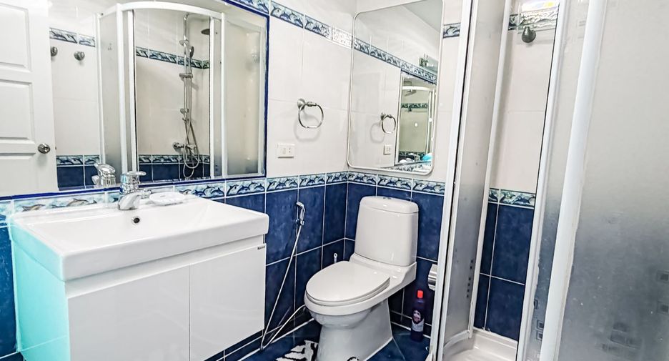 For sale 2 Beds condo in Bang Lamung, Chonburi