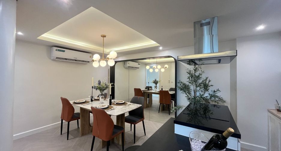 Wohnung zum Kauf mit 3 Zimmer in Watthana, Bangkok