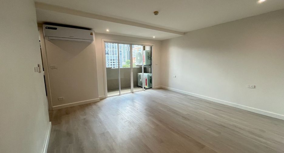 Wohnung zum Kauf mit 3 Zimmer in Watthana, Bangkok