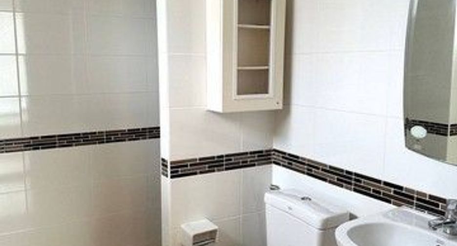 For sale 3 bedrooms house in Mae On, Chiang Mai