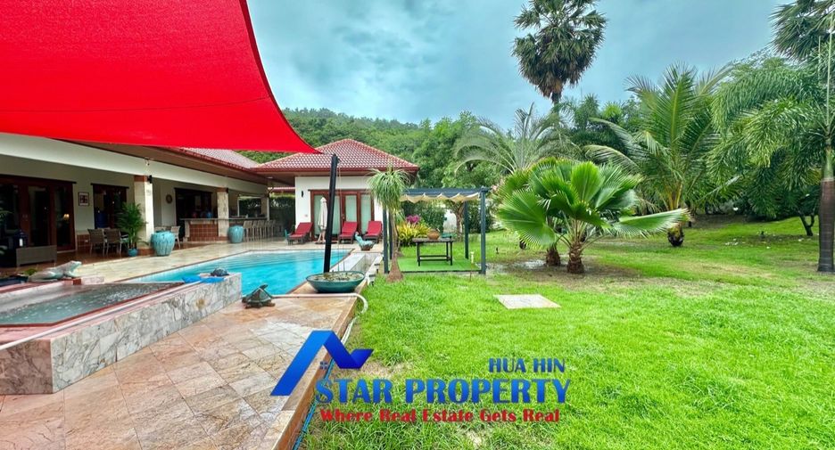 For sale 5 bedrooms villa in Sam Roi Yot, Prachuap Khiri Khan