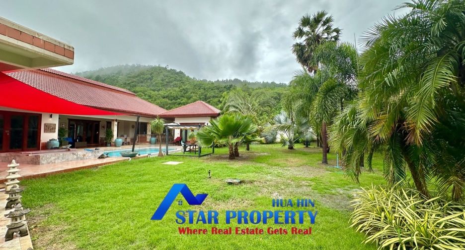 For sale 5 bedrooms villa in Sam Roi Yot, Prachuap Khiri Khan