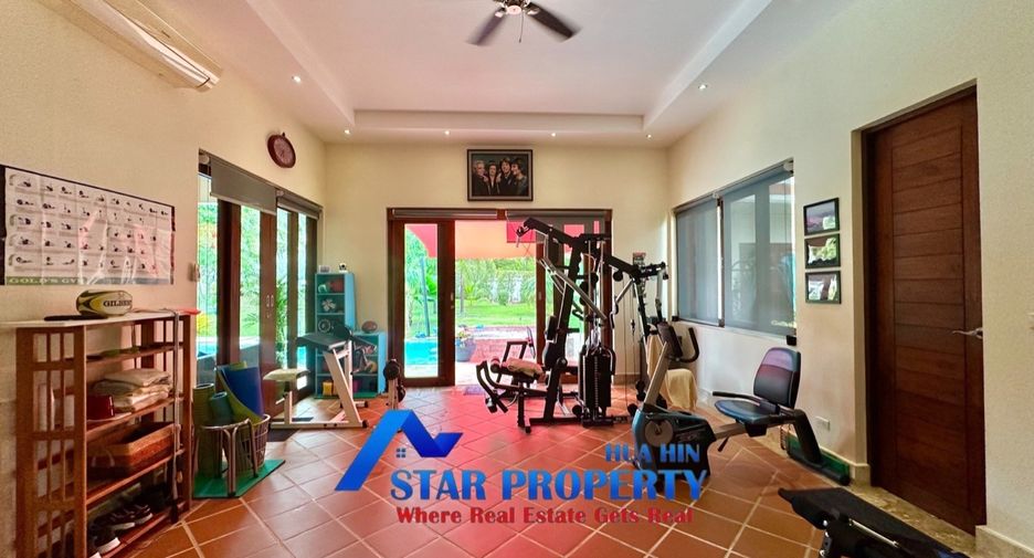 For sale 5 bedrooms villa in Sam Roi Yot, Prachuap Khiri Khan