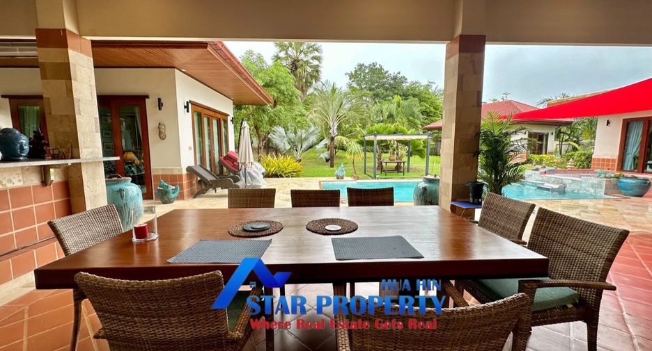 For sale 5 bedrooms villa in Sam Roi Yot, Prachuap Khiri Khan