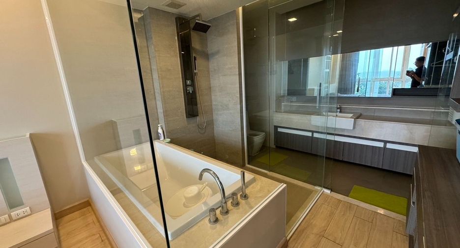 For rent 2 ベッドルーム condo in Bang Lamung, Chonburi