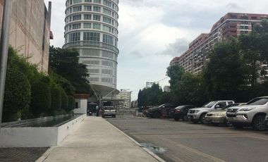 For sale 1 bed condo in Bang Kapi, Bangkok