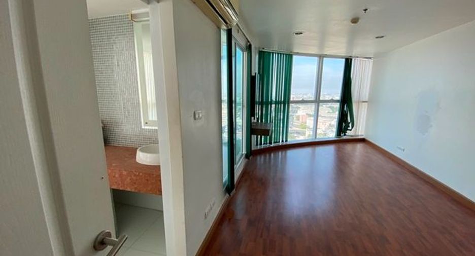 For sale 1 bed condo in Bang Kapi, Bangkok