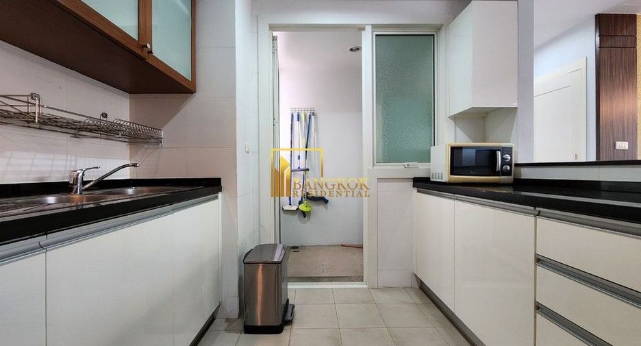 For rent 2 ベッドルーム condo in Khlong Toei, Bangkok