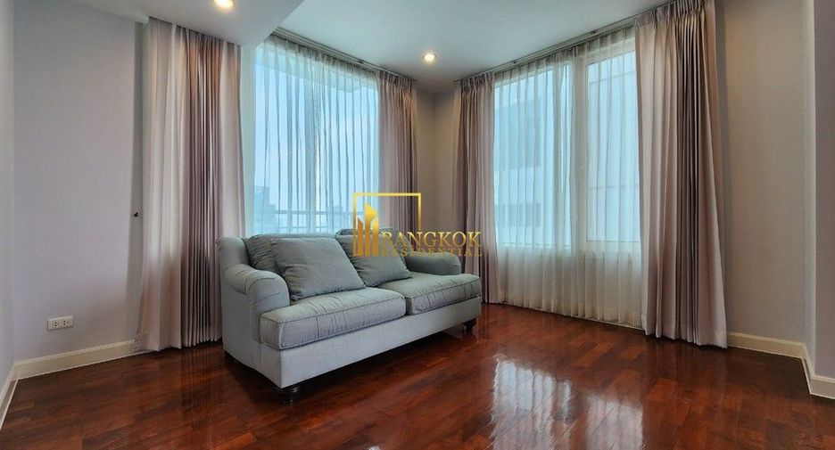 For rent 3 ベッドルーム condo in Khlong Toei, Bangkok