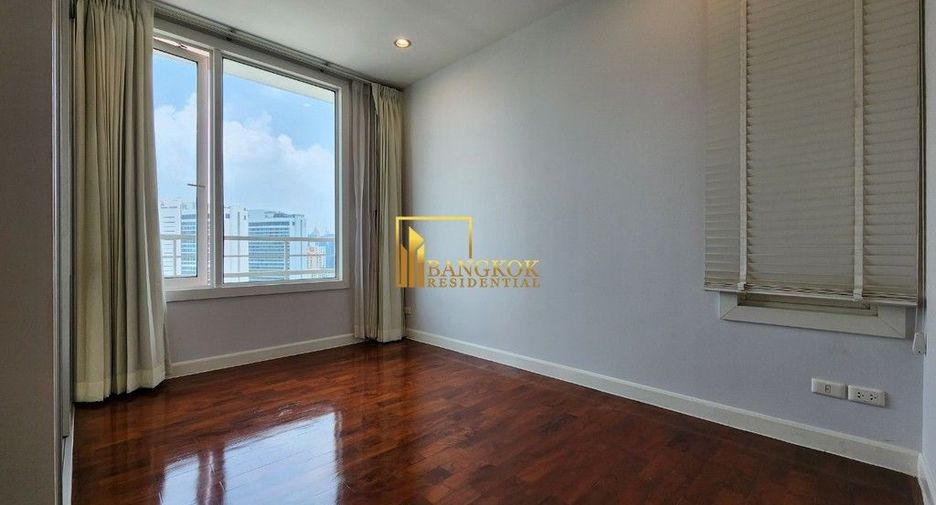 For rent 3 ベッドルーム condo in Khlong Toei, Bangkok