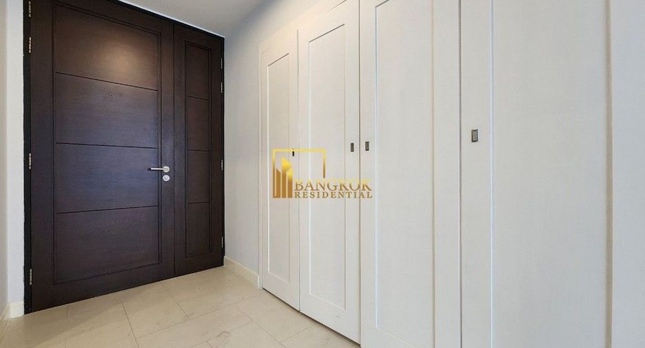 For rent 3 ベッドルーム condo in Khlong Toei, Bangkok
