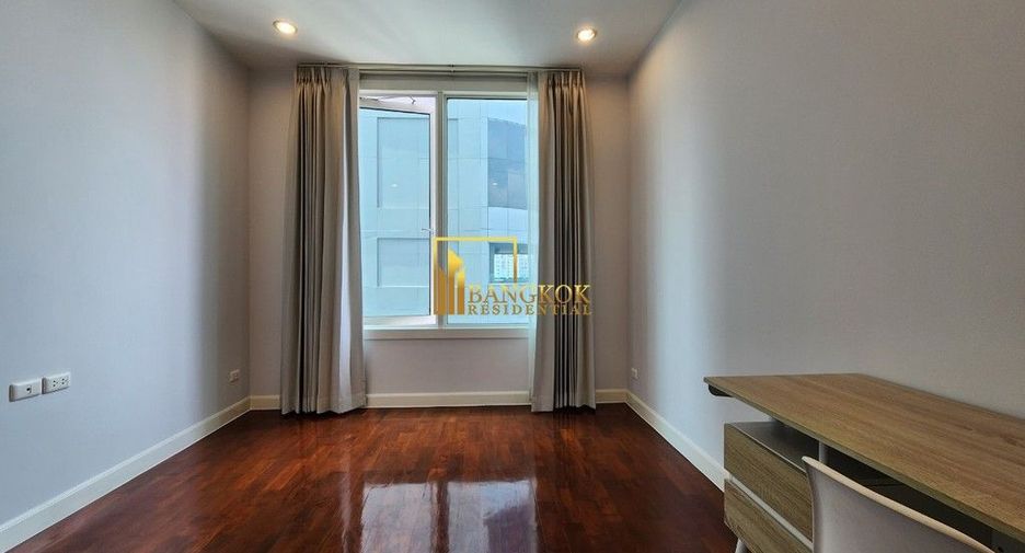 For rent 3 ベッドルーム condo in Khlong Toei, Bangkok