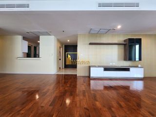 For rent 3 ベッドルーム condo in Khlong Toei, Bangkok
