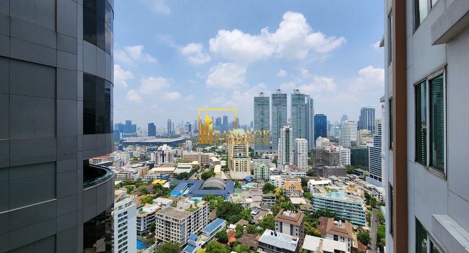 For rent 3 ベッドルーム condo in Khlong Toei, Bangkok