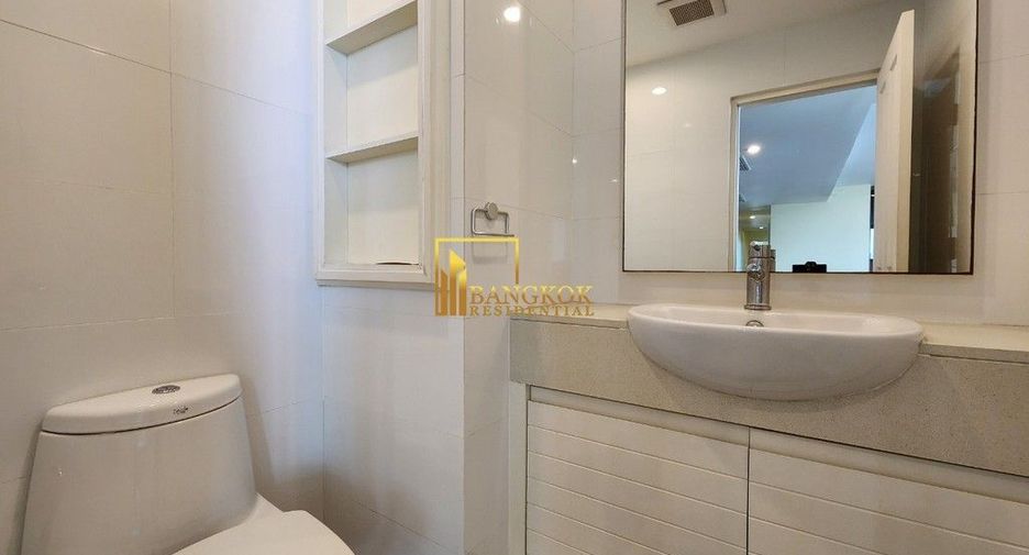 For rent 3 ベッドルーム condo in Khlong Toei, Bangkok