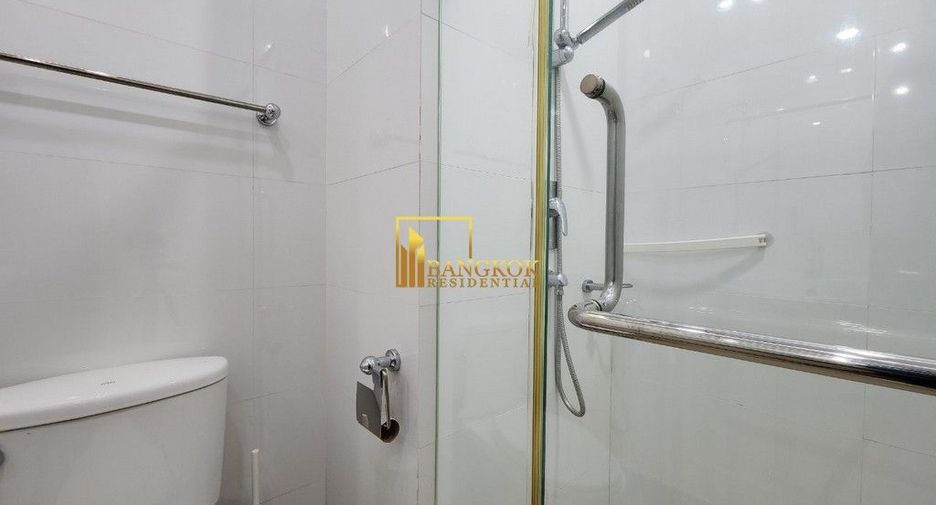 For rent 3 ベッドルーム condo in Khlong Toei, Bangkok