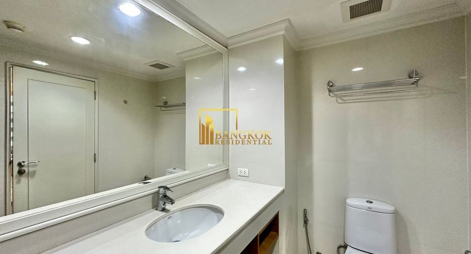 Wohnung zur Miete mit 2 Zimmer in Pathum Wan, Bangkok