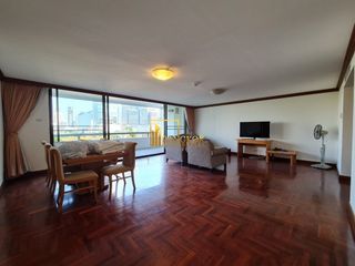 Wohnung zur Miete mit 3 Zimmer in Pathum Wan, Bangkok