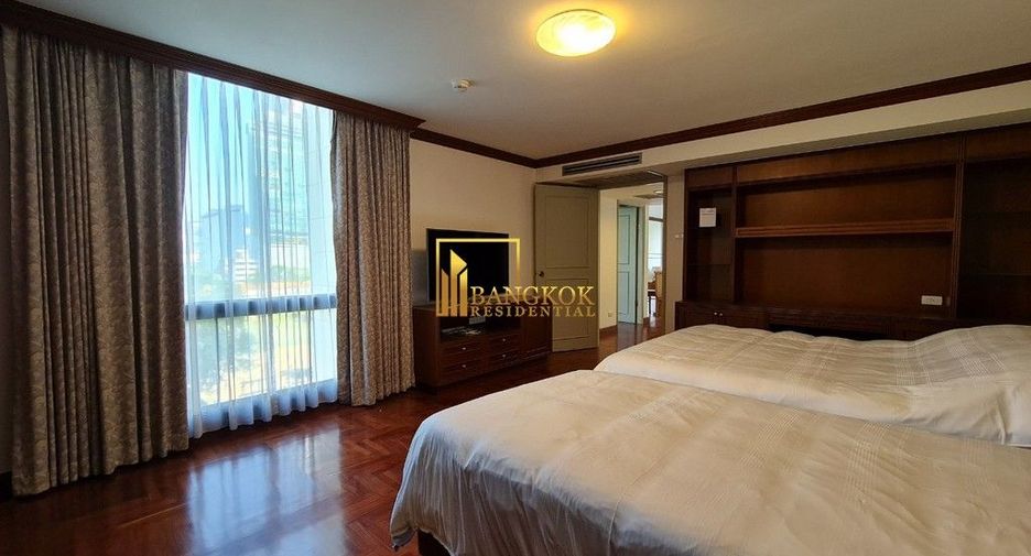 Wohnung zur Miete mit 3 Zimmer in Pathum Wan, Bangkok