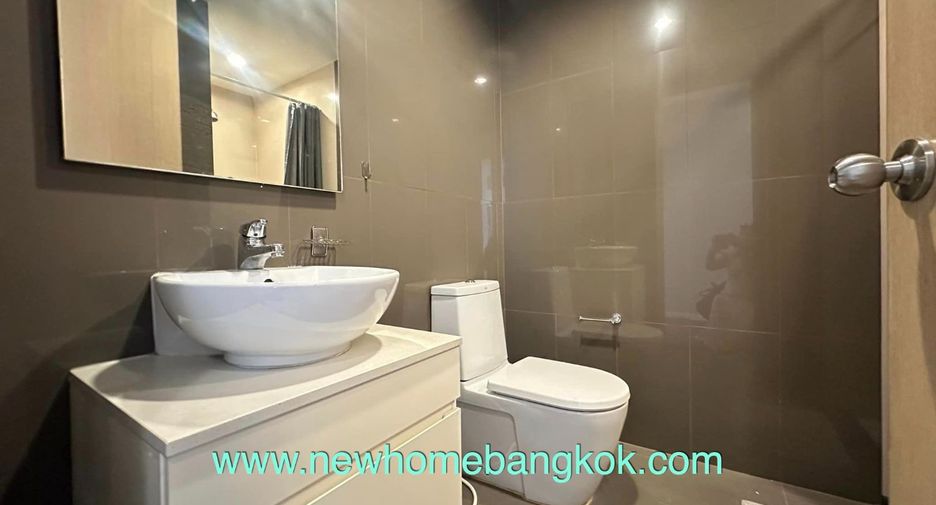 Wohnung zur Miete und zum Kauf mit 2 Zimmer in Khlong Toei, Bangkok