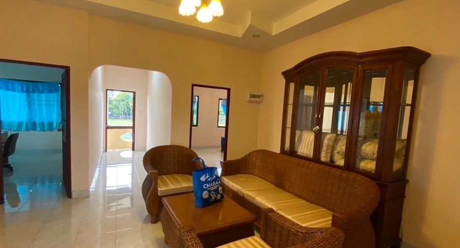 Casa en venta de 5 habitaciones en Klaeng, Rayong