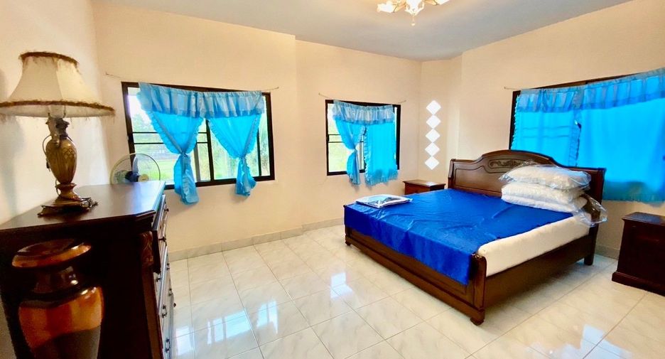 Casa en venta de 5 habitaciones en Klaeng, Rayong