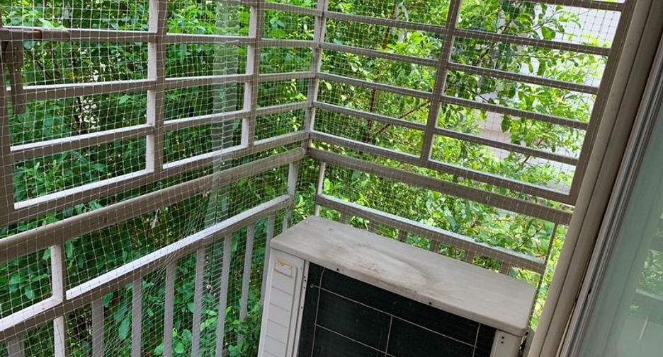 For sale 1 bed condo in Huai Khwang, Bangkok