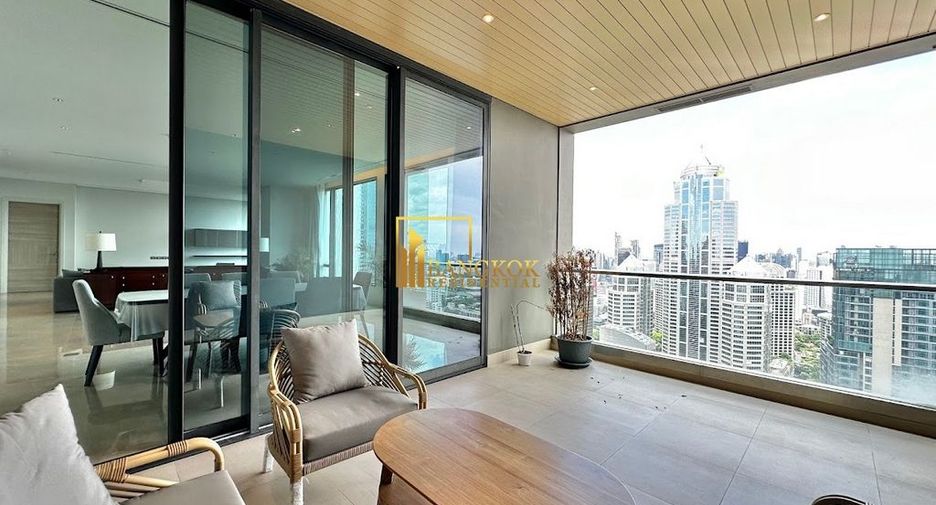 À louer 4 chambres condo à Pathum Wan, Bangkok
