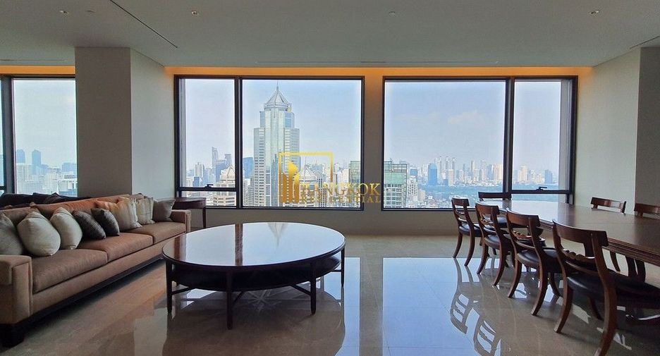 À louer 4 chambres condo à Pathum Wan, Bangkok
