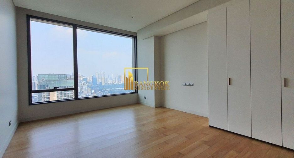 À louer 4 chambres condo à Pathum Wan, Bangkok