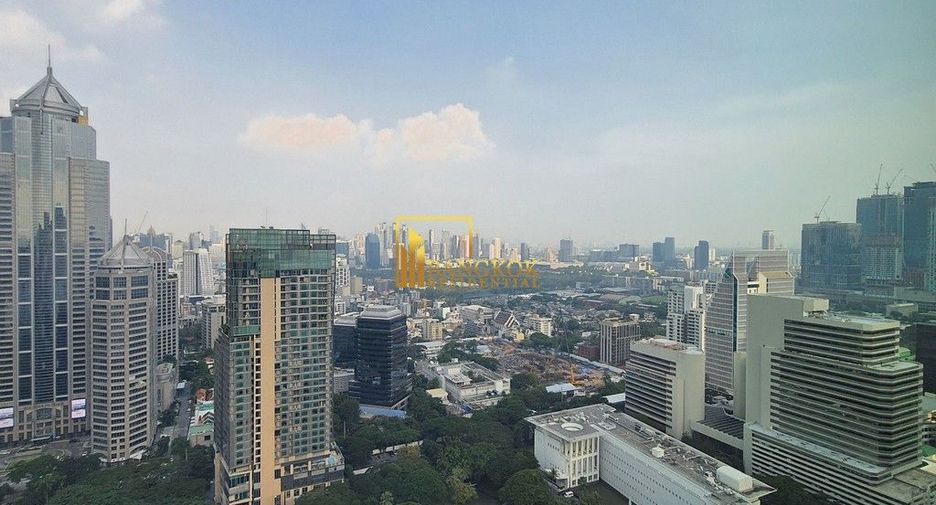 À louer 4 chambres condo à Pathum Wan, Bangkok