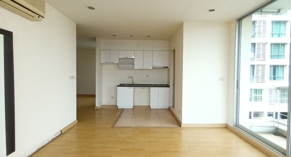 For sale 2 ベッドルーム condo in Yan Nawa, Bangkok