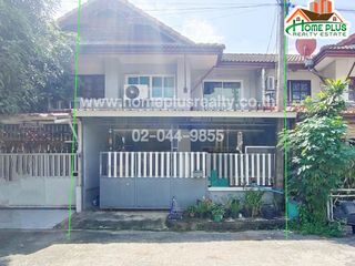 For sale 3 bed townhouse in Lam Luk Ka, Pathum Thani