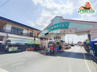 For sale 3 bed townhouse in Lam Luk Ka, Pathum Thani