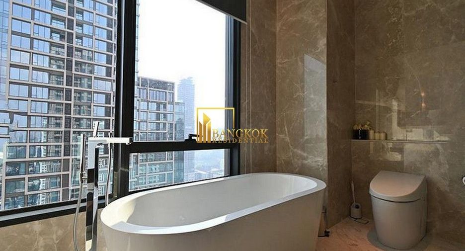 Condo en alquiler de 2 habitaciones en Pathum Wan, Bangkok
