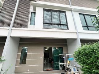 For sale 2 bed townhouse in Bang Sao Thong, Samut Prakan