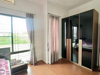 For sale 2 bed townhouse in Bang Sao Thong, Samut Prakan