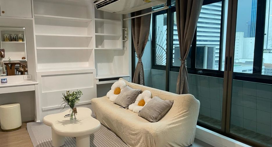 Wohnung zur Miete mit 2 Zimmer in Sathon, Bangkok