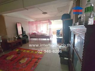 For sale 3 bed retail Space in Mueang Samut Prakan, Samut Prakan