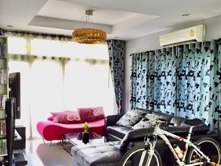 Аренда 3 спальни дом в Si Racha, Чонбури